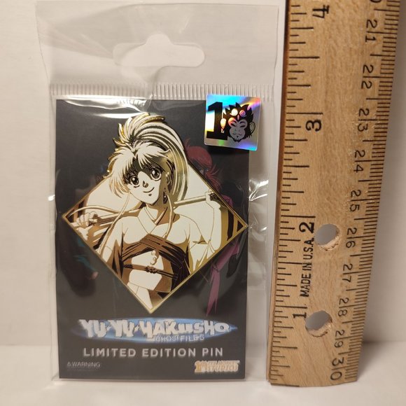 Yu Yu Hakusho Botan Limited Edition Collectible Enamel Pin - Picture 2 of 4